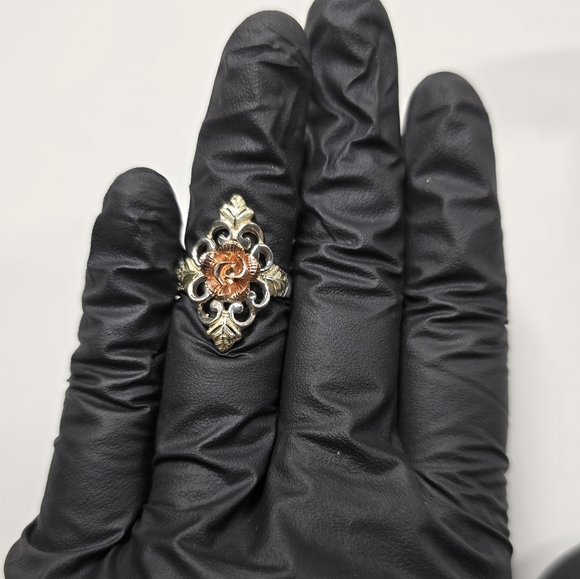 Black Hills 12K Gold Sterling Silver 925 Ornate Gold and Rose Ring - Picture 2 of 9